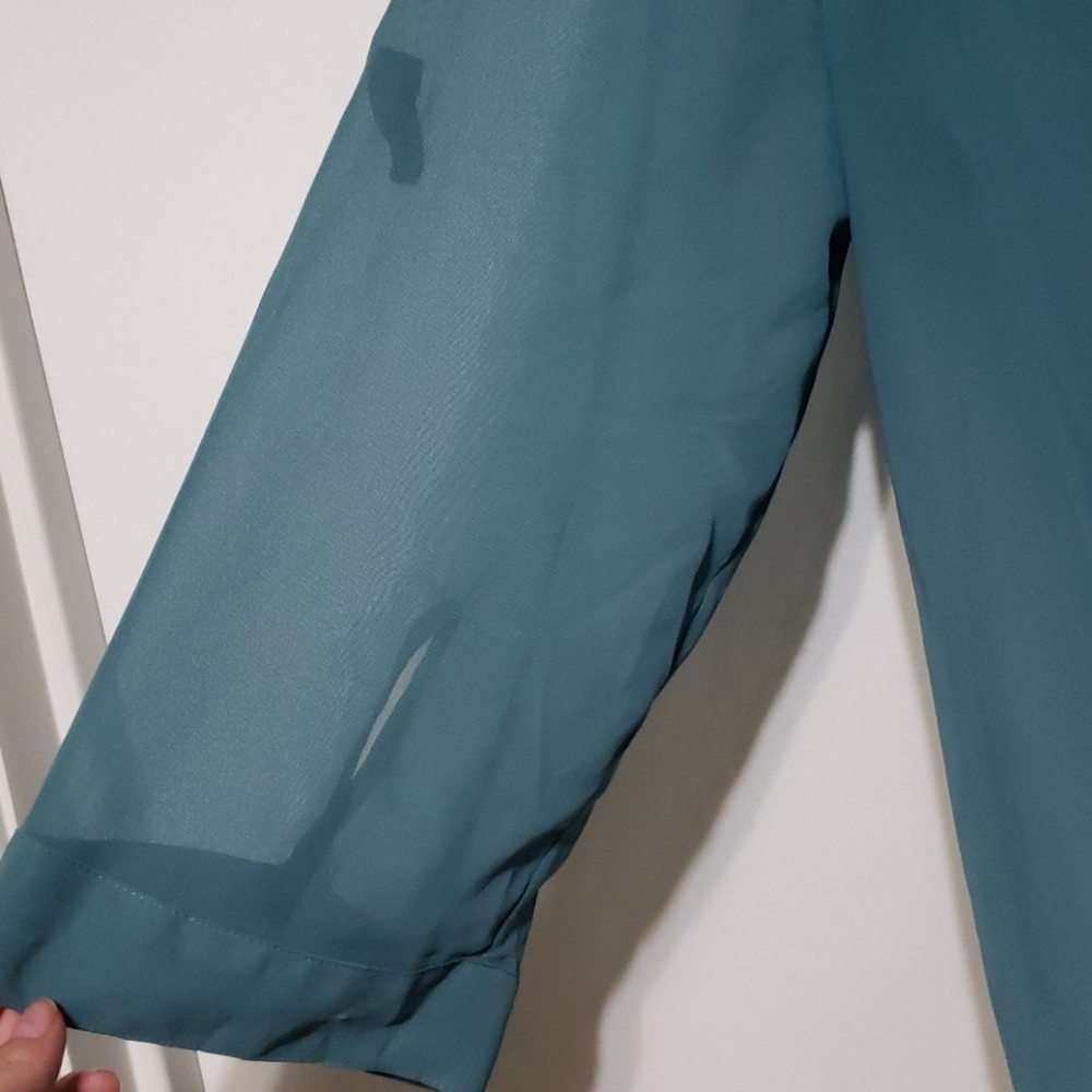 Sheer blouse - Picture 4 of 5